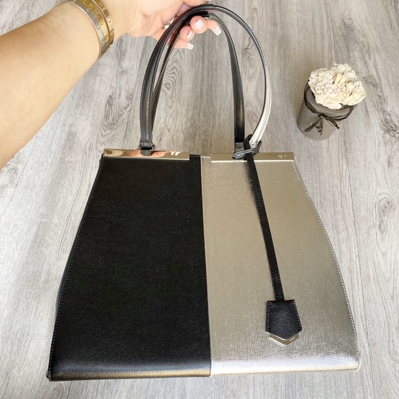SOLD✖️Fendi 3Jours Two Tone Shoulder Bag Tote - Picture 11 of 16